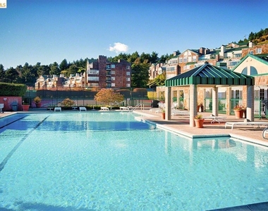 1301 Quarry Ct - Photo Thumbnail 25