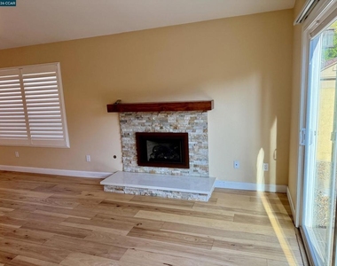 5301 Concerto Circle - Photo Thumbnail 3