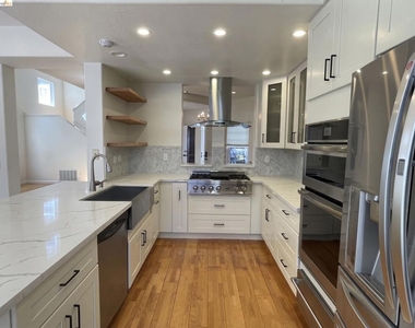 70 Seabreeze Dr - Photo Thumbnail 17