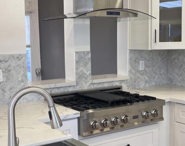 70 Seabreeze Dr - Photo Thumbnail 16