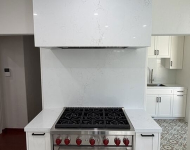 313 S Peck Drive - Photo Thumbnail 9