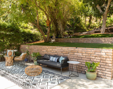3626 Mandeville Canyon Road - Photo Thumbnail 46