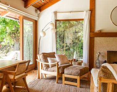 3626 Mandeville Canyon Road - Photo Thumbnail 6