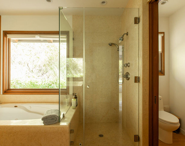 3626 Mandeville Canyon Road - Photo Thumbnail 27