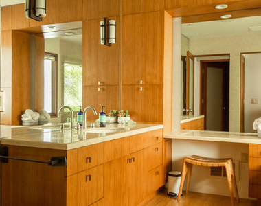 3626 Mandeville Canyon Road - Photo Thumbnail 28
