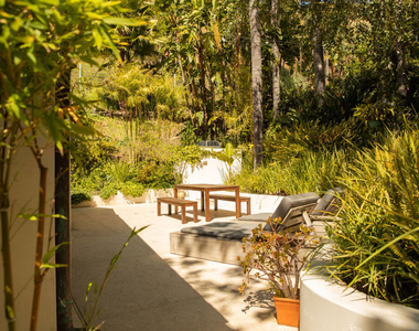 3626 Mandeville Canyon Road - Photo Thumbnail 51