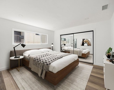 733 N Hayworth Avenue - Photo Thumbnail 18