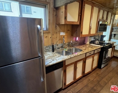 42696 Cougar Road - Photo Thumbnail 6
