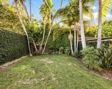 465 Westmount Drive - Photo Thumbnail 36