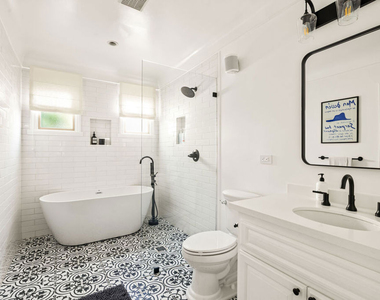 465 Westmount Drive - Photo Thumbnail 22