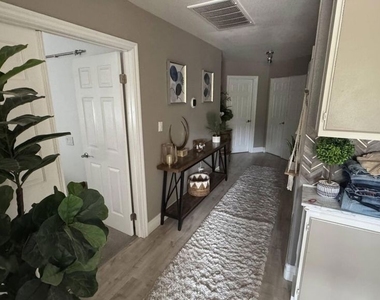 37173 Floral Creek Circle - Photo Thumbnail 11
