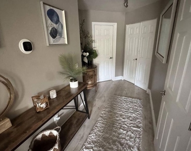 37173 Floral Creek Circle - Photo Thumbnail 4