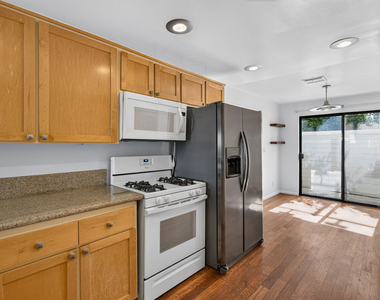 2519 Kansas Avenue - Photo Thumbnail 14
