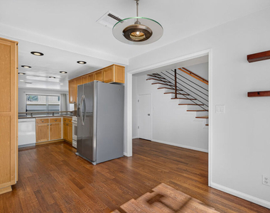 2519 Kansas Avenue - Photo Thumbnail 9