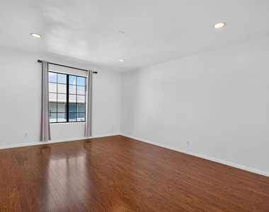 2519 Kansas Avenue - Photo Thumbnail 24