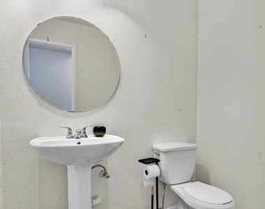 2519 Kansas Avenue - Photo Thumbnail 19