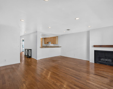 2519 Kansas Avenue - Photo Thumbnail 6