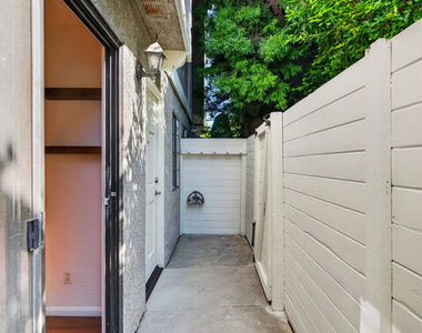 2519 Kansas Avenue - Photo Thumbnail 5