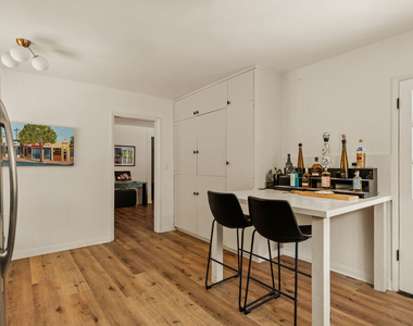 4442 Beeman Avenue - Photo Thumbnail 6