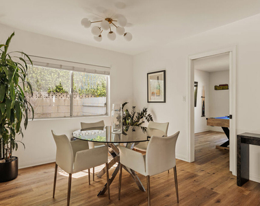 4442 Beeman Avenue - Photo Thumbnail 3