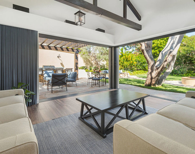 31776 Broad Beach Road - Photo Thumbnail 32