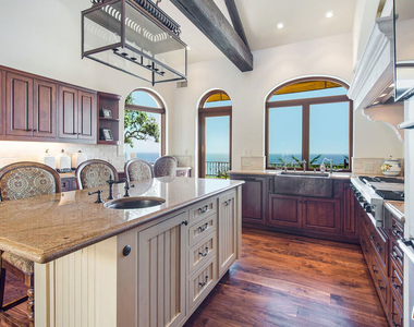 31776 Broad Beach Road - Photo Thumbnail 9
