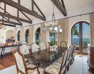 31776 Broad Beach Road - Photo Thumbnail 11