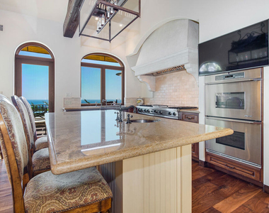 31776 Broad Beach Road - Photo Thumbnail 8
