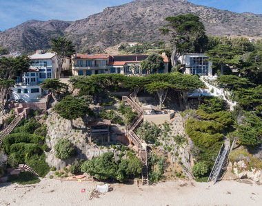 31776 Broad Beach Road - Photo Thumbnail 4