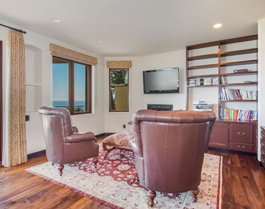 31776 Broad Beach Road - Photo Thumbnail 17