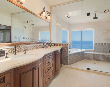 31776 Broad Beach Road - Photo Thumbnail 14