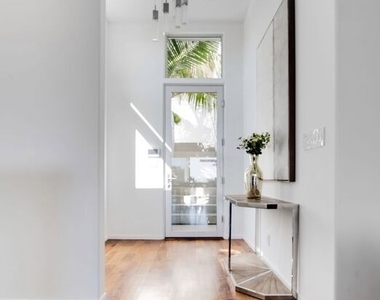 8954 St Ives Drive - Photo Thumbnail 2