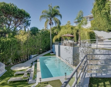 8954 St Ives Drive - Photo Thumbnail 1