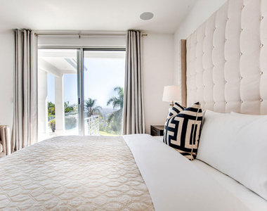8954 St Ives Drive - Photo Thumbnail 21