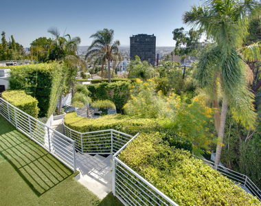 8954 St Ives Drive - Photo Thumbnail 29