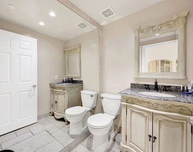 11952 Montana Avenue - Photo Thumbnail 16