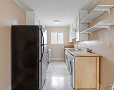 2884 Sawtelle Boulevard - Photo Thumbnail 7