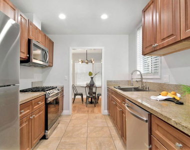 11250 Mississippi Avenue - Photo Thumbnail 10