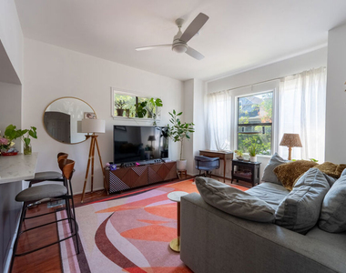 5555 Echo Street - Photo Thumbnail 8