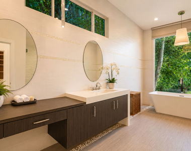 703 N Maple Drive - Photo Thumbnail 22
