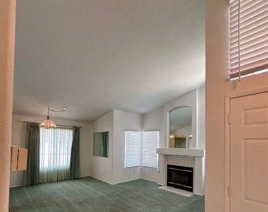 5515 Trevino Way - Photo Thumbnail 11