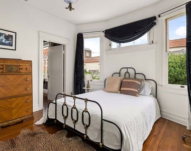 1315 Calumet Avenue - Photo Thumbnail 6