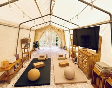1423 Floresta Place - Photo Thumbnail 26