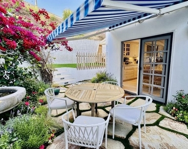 1423 Floresta Place - Photo Thumbnail 23