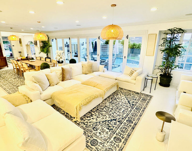 1423 Floresta Place - Photo Thumbnail 21