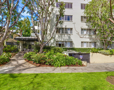 339 N Oakhurst Drive - Photo Thumbnail 25