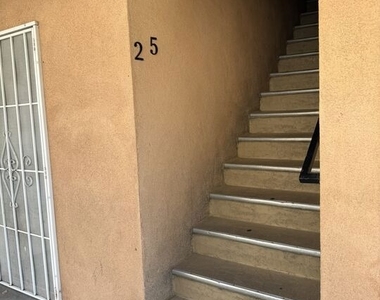 6636 Irvine Avenue - Photo Thumbnail 13