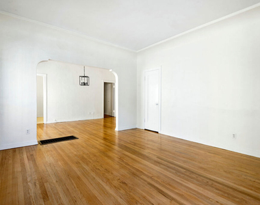 450 N Ogden Drive - Photo Thumbnail 2