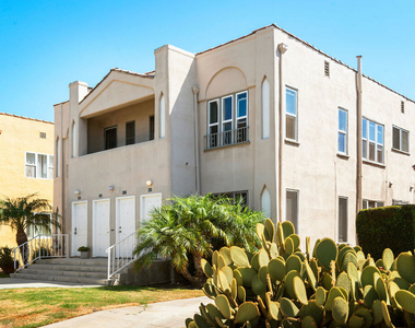 450 N Ogden Drive - Photo Thumbnail 10