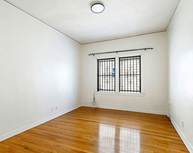 450 N Ogden Drive - Photo Thumbnail 6